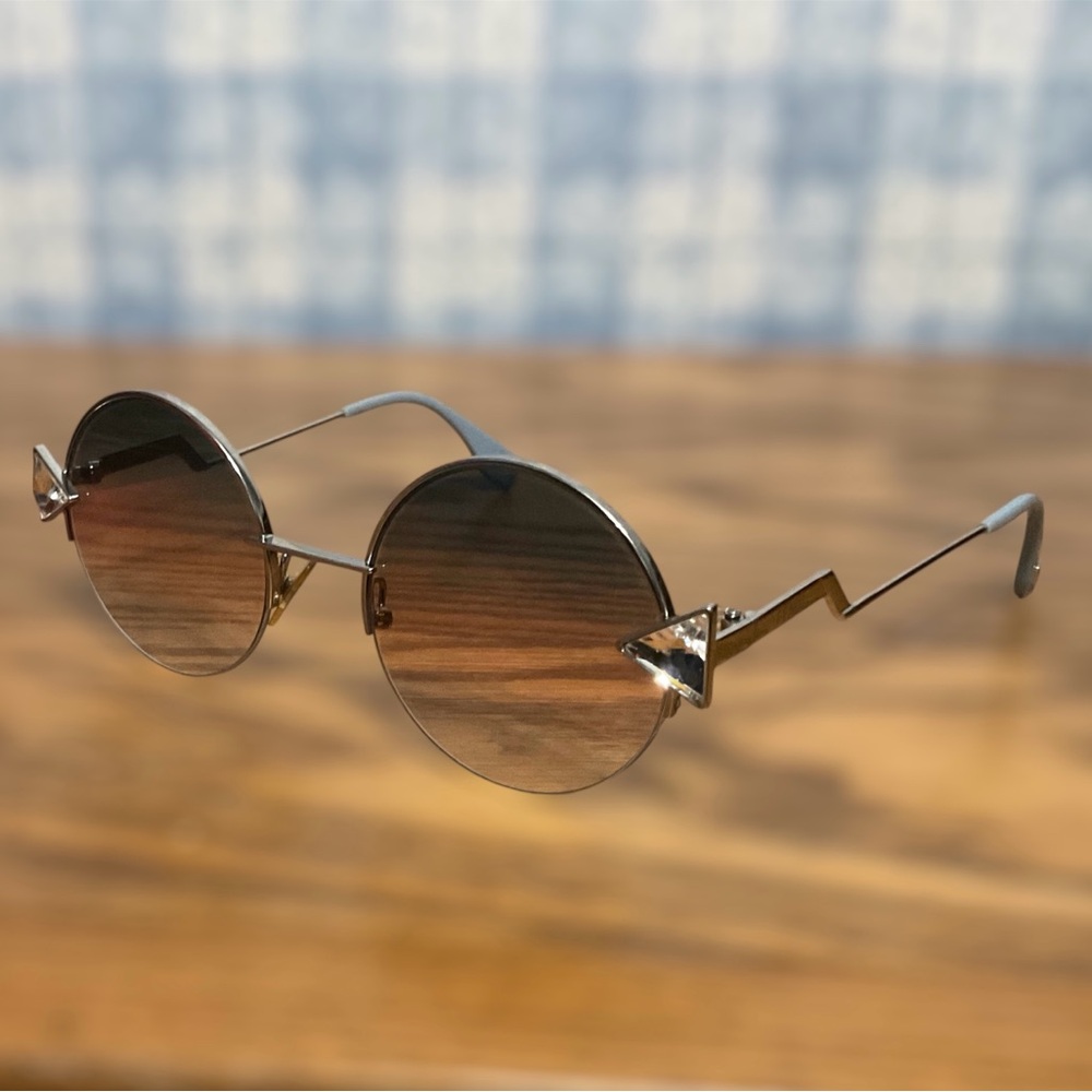 Fendi Round Gradient Sunglasses Silver Metal Arms FF0243/S Blue/Pink/Clear - Picture 4 of 11